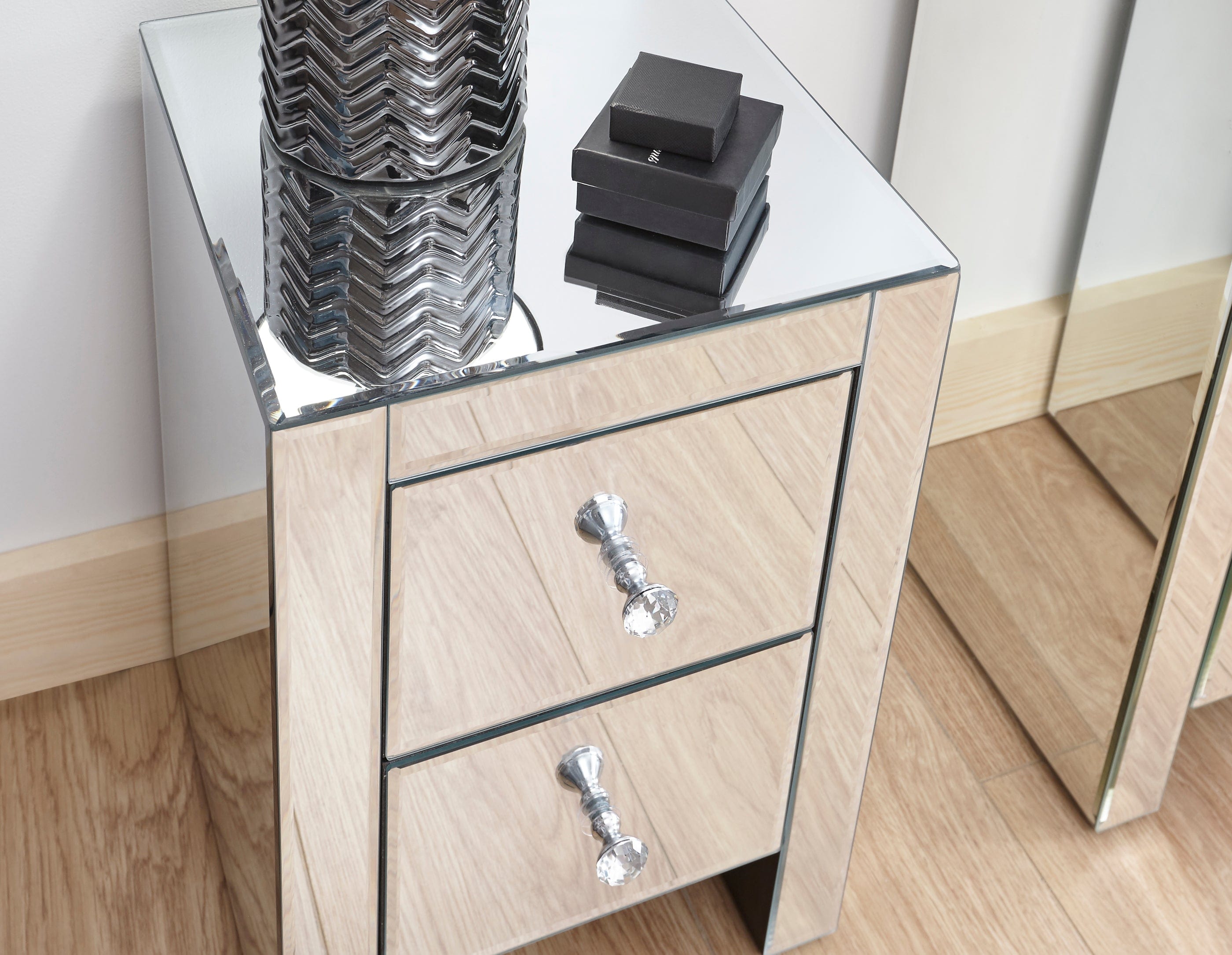 GFW Chest Of Drawers Mirrored 2 Drawer Slim Chest Clear Glass Bed Kings