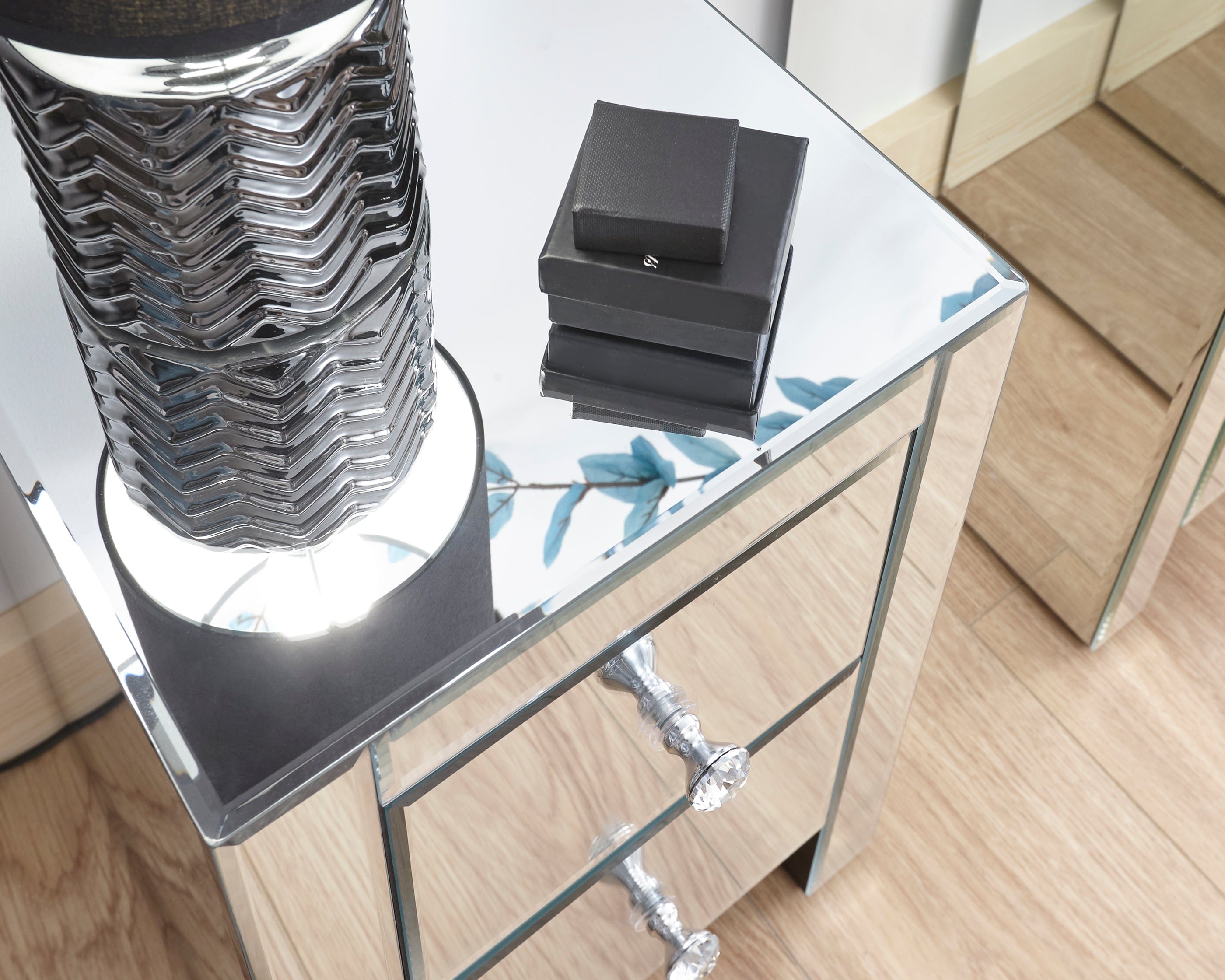 GFW Chest Of Drawers Mirrored 2 Drawer Slim Chest Clear Glass Bed Kings